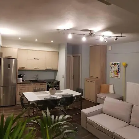 Kyra's Roof Terrace Flat مدينة سكياثوس